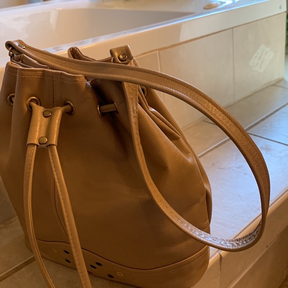 Allison all Leather Vintage Drawstring Bucket Bag - Picture 6 of 9